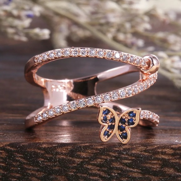 New Women’s Rose Gold Plated Butterfly Crystal Ring - Picture 2 of 6
